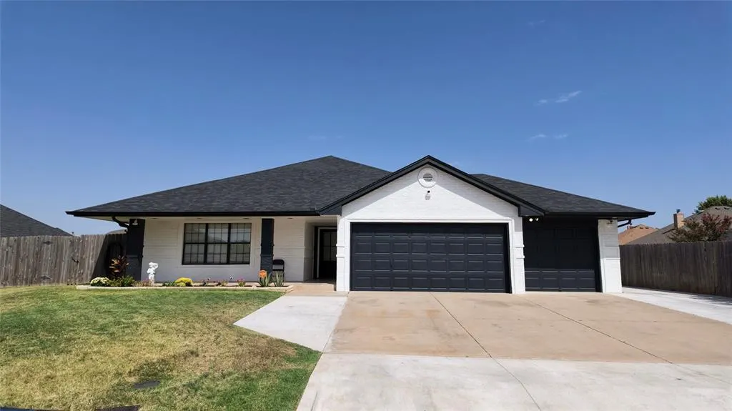 Front exterior — 2917 SW 94th Court, Oklahoma City, OK 73159