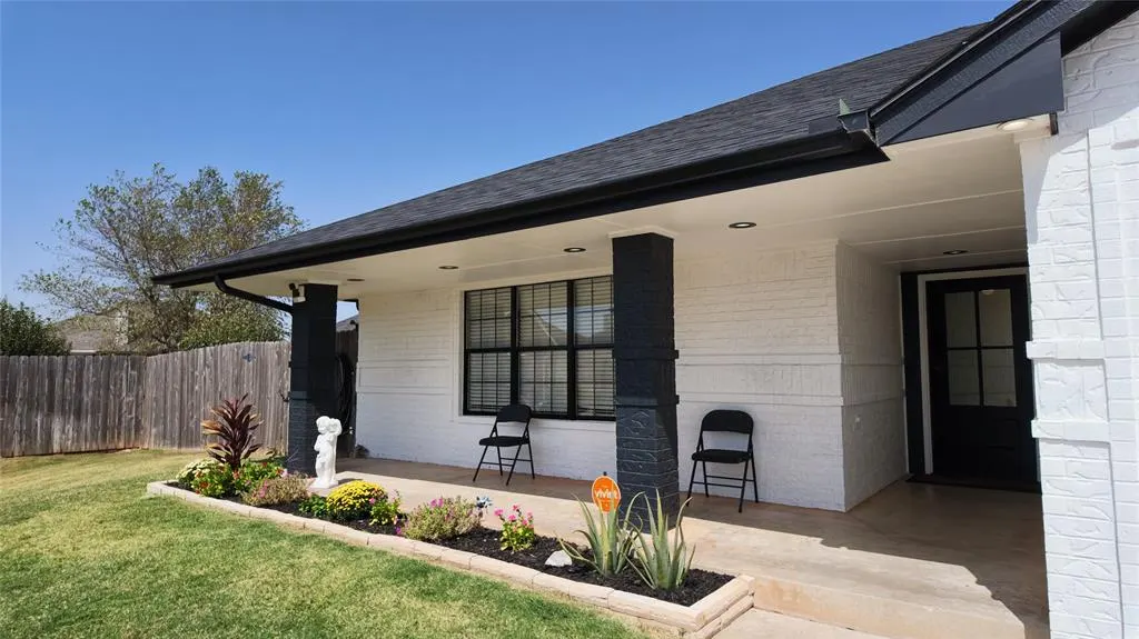 Photo 3 — 2917 SW 94th Court, Oklahoma City, OK 73159