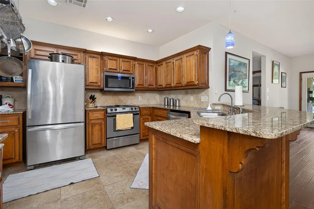 Photo 9 — 4507 NE 55th Street, Oklahoma City, OK 73121