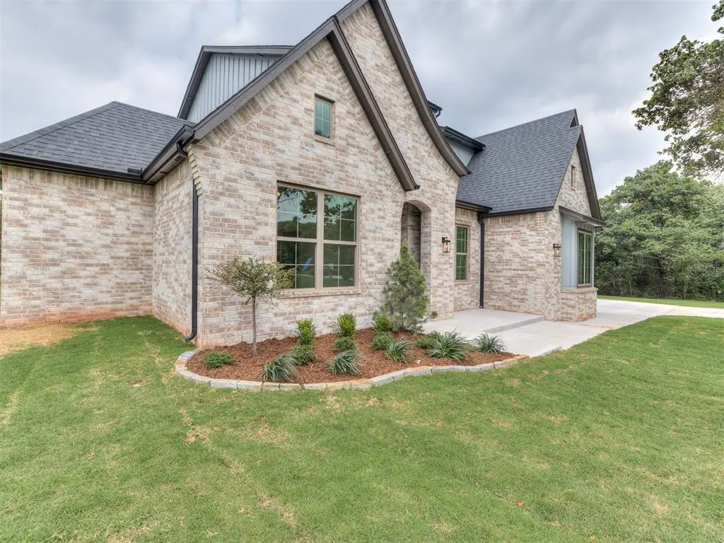 Photo 6 — 13025 Stagecoach Trail, Arcadia, OK 73007