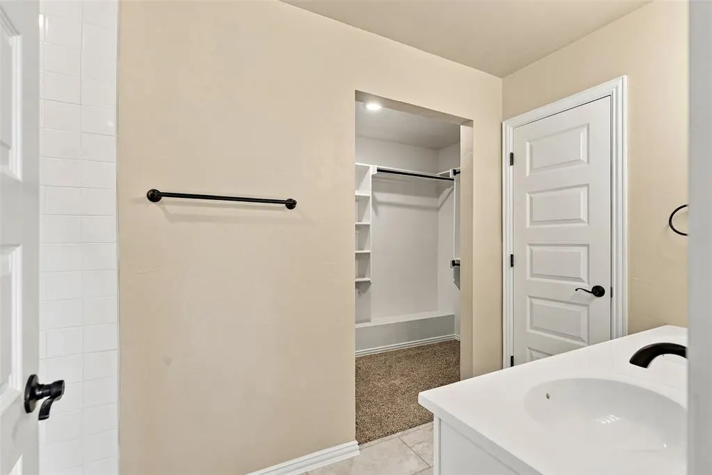 Photo 17 — 808 Chateau Court, Kingfisher, OK 73750