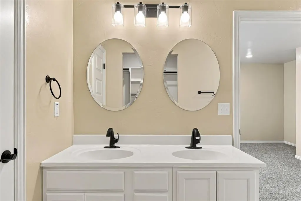 Photo 18 — 808 Chateau Court, Kingfisher, OK 73750