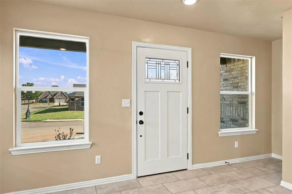 Photo 5 — 806 Venice Court, Kingfisher, OK 73750