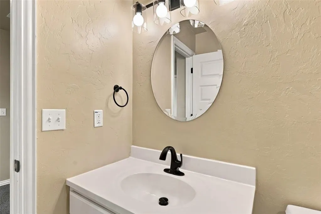 Photo 23 — 806 Venice Court, Kingfisher, OK 73750