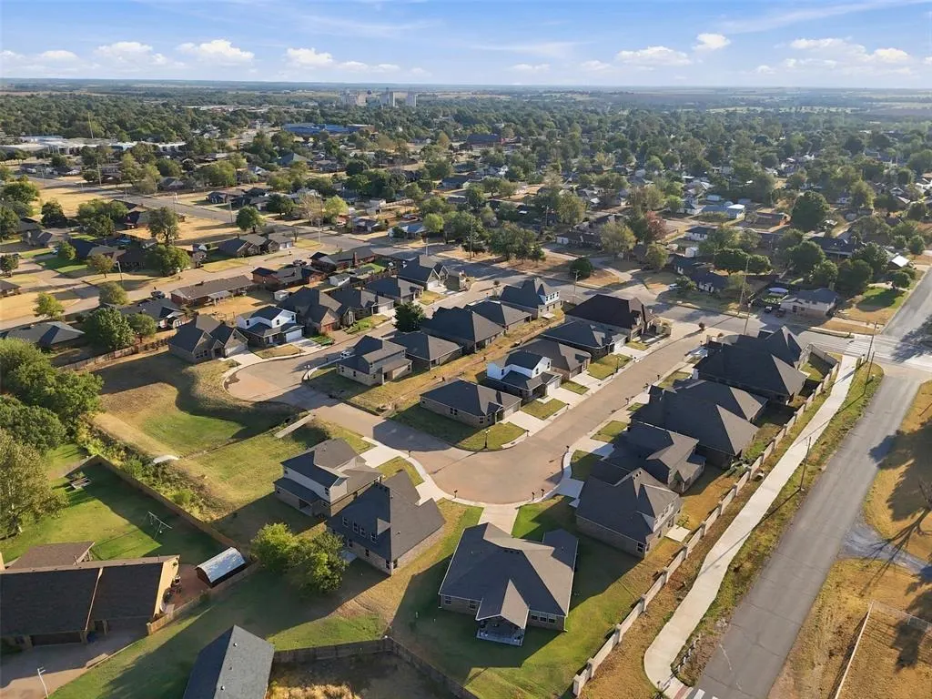 Photo 37 — 806 Venice Court, Kingfisher, OK 73750