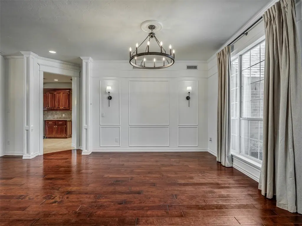 Photo 6 — 204 Ainsley Court, Edmond, OK 73034