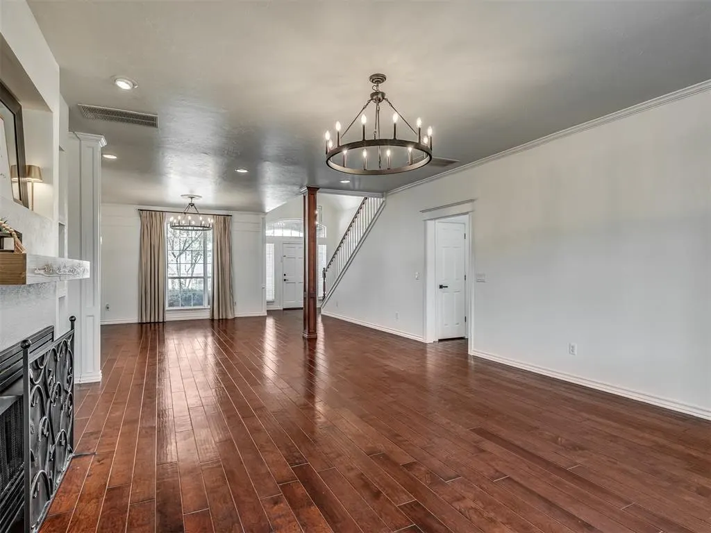 Photo 12 — 204 Ainsley Court, Edmond, OK 73034