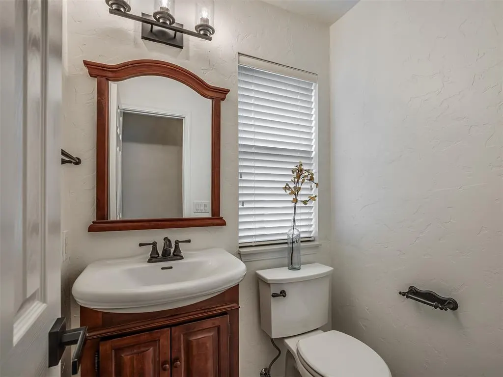 Photo 22 — 204 Ainsley Court, Edmond, OK 73034
