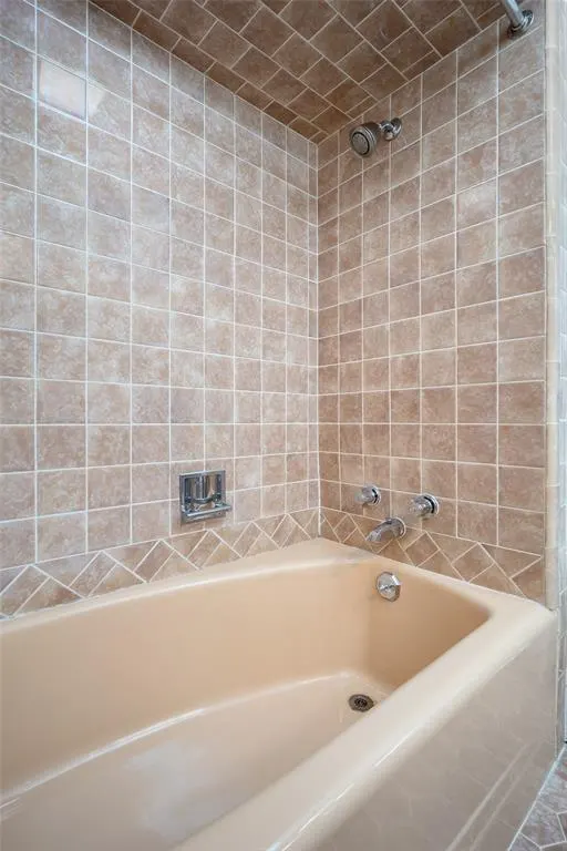 Photo 3 — 2321 NW 48th Street, Oklahoma City, OK 73112