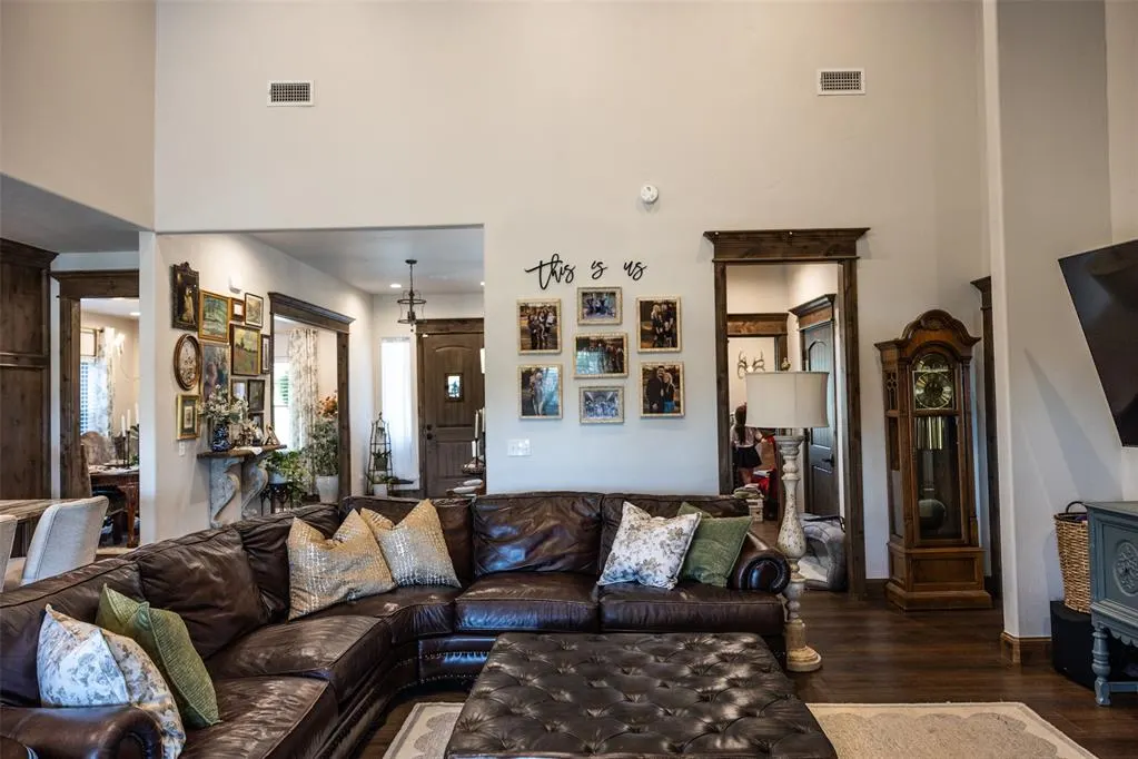 Photo 14 — 711 Timberland Way, Tuttle, OK 73089