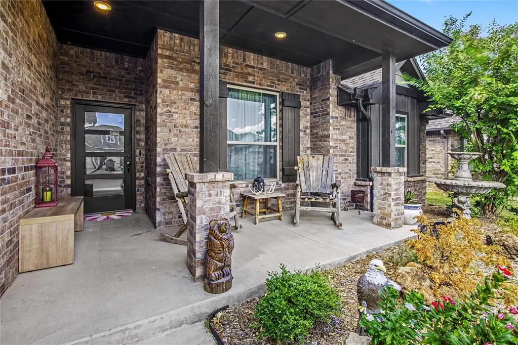 Photo 3 — 713 Bison Crossing Drive, Yukon, OK 73099
