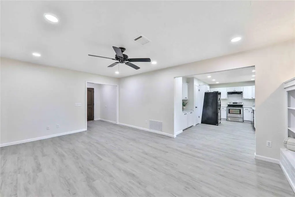Photo 28 — 512 Morgan Drive, Moore, OK 73160