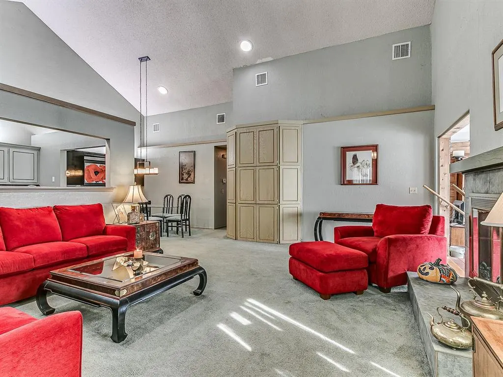 Photo 5 — 2525 Patti Place, Oklahoma City, OK 73120