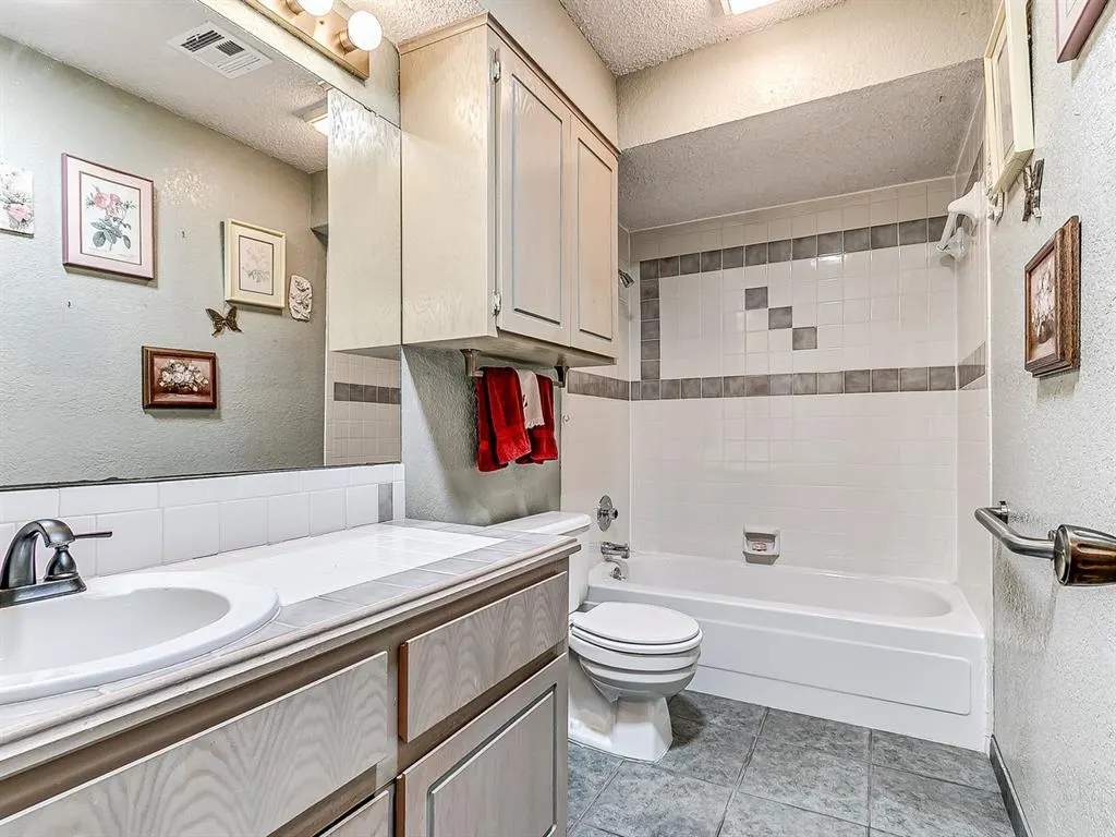 Photo 19 — 2525 Patti Place, Oklahoma City, OK 73120