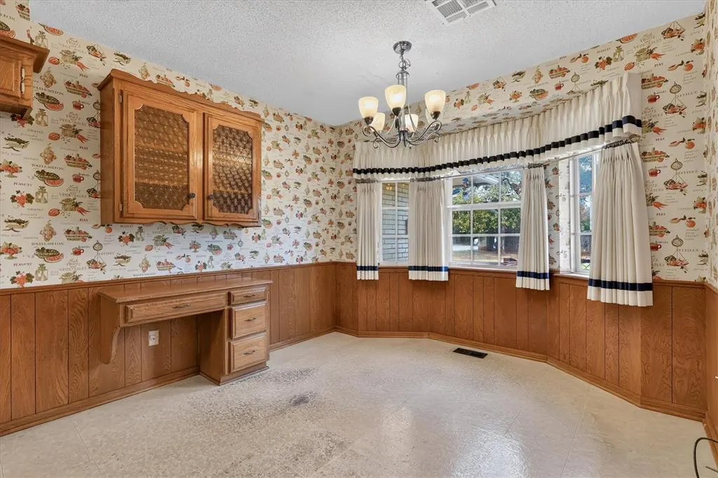 Photo 10 — 3117 Hickory Stick Road, Oklahoma City, OK 73120