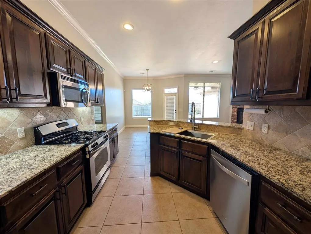 Photo 6 — 2416 NW 153rd Street, Edmond, OK 73013