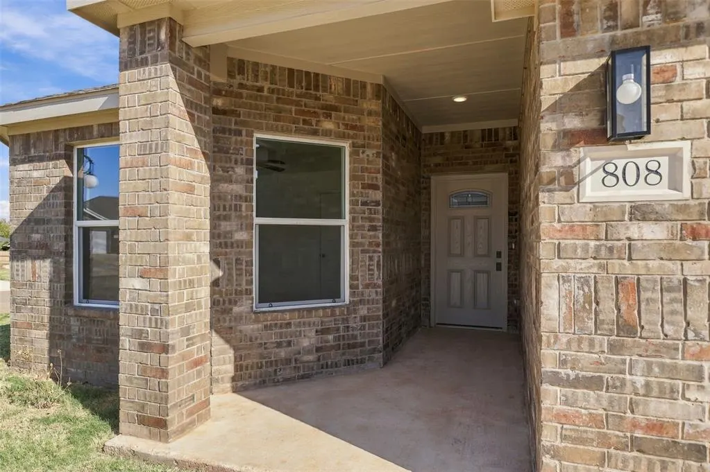 Photo 7 — 808 Venice Court, Kingfisher, OK 73750