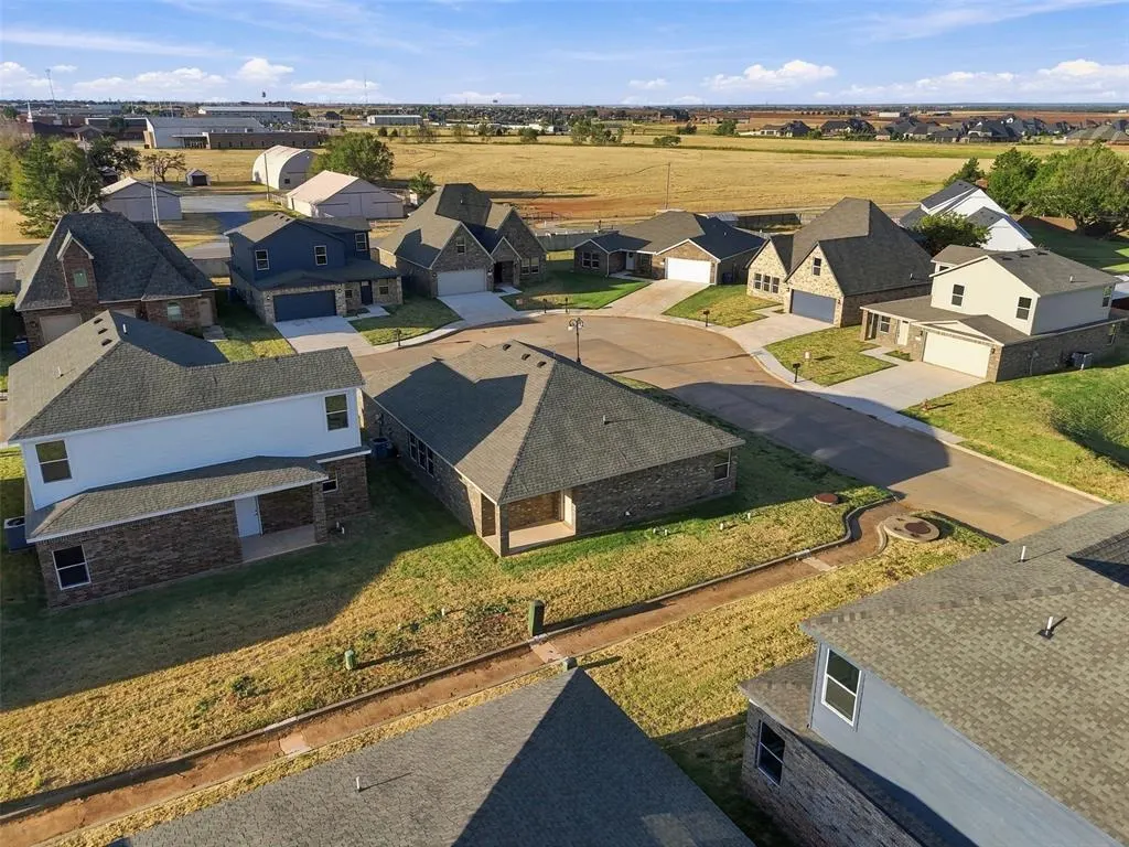 Photo 32 — 808 Venice Court, Kingfisher, OK 73750