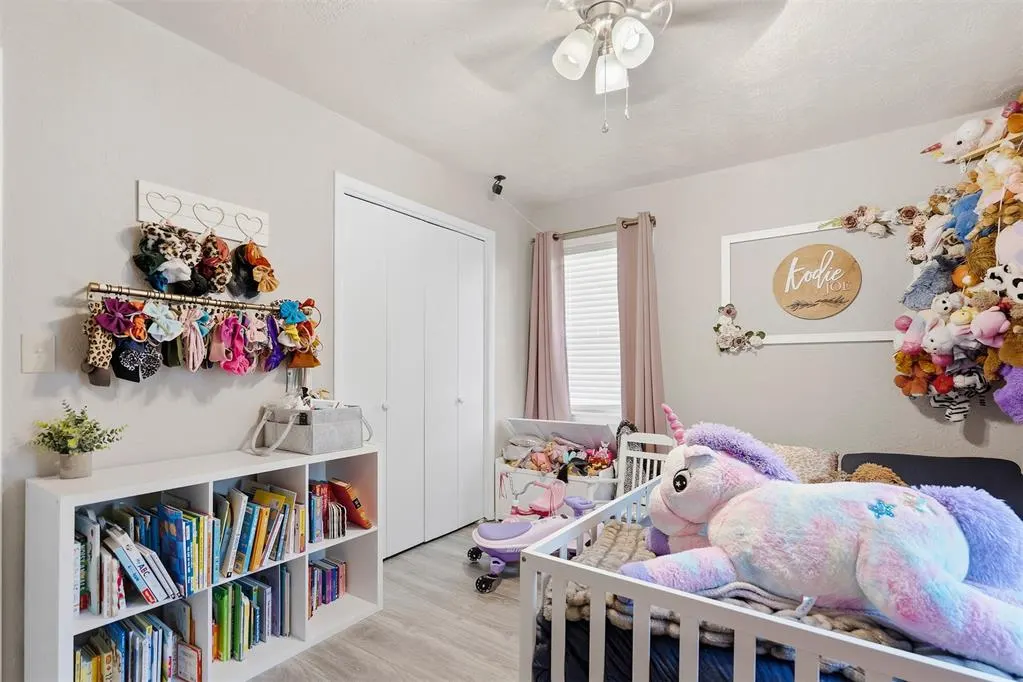 Photo 18 — 302 W E Street, Elmore City, OK 73433