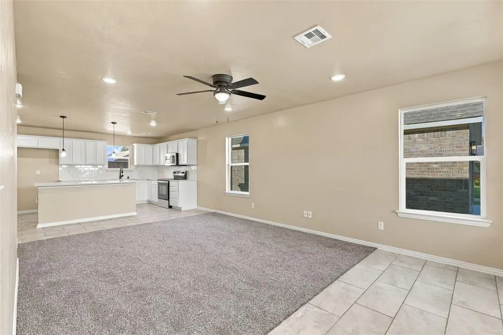 Photo 6 — 809 Venice Court, Kingfisher, OK 73750