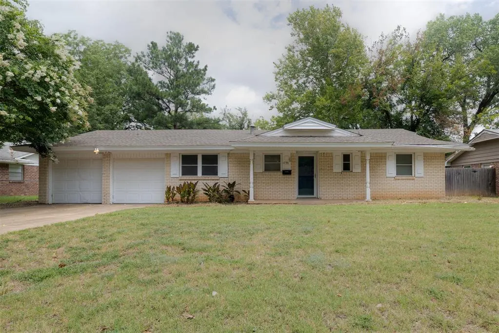 Photo 3 — 1701 Beverly Hills Street, Norman, OK 73072