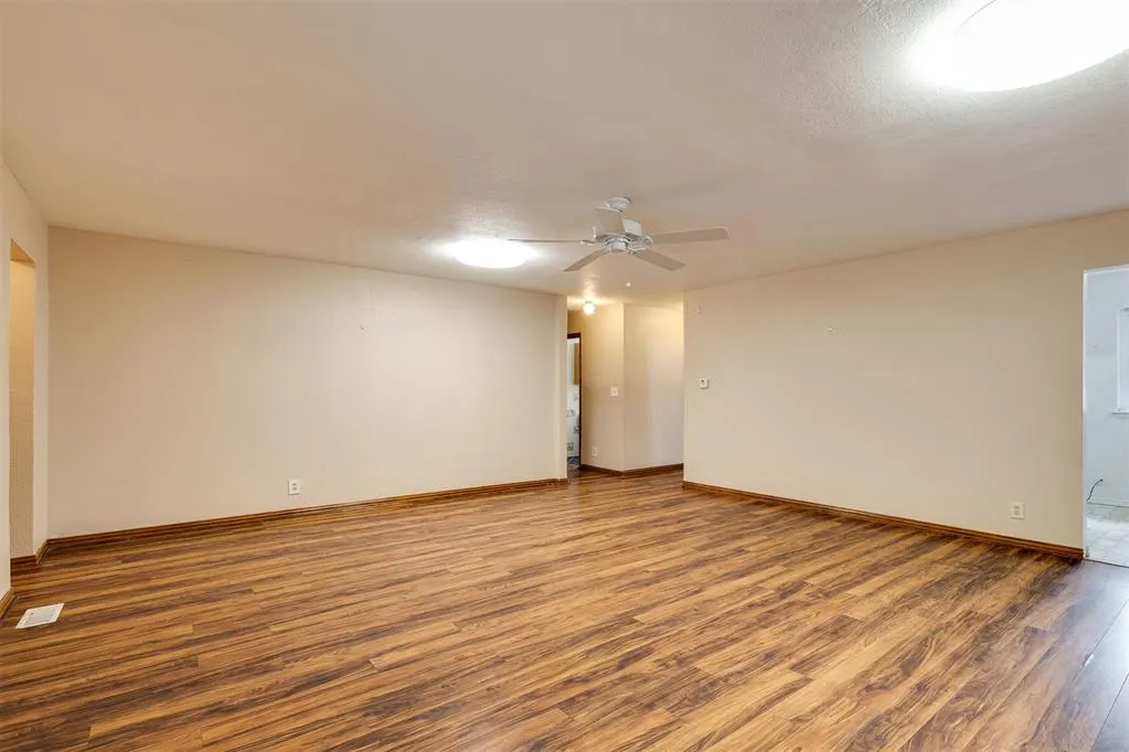 Photo 12 — 1701 Beverly Hills Street, Norman, OK 73072