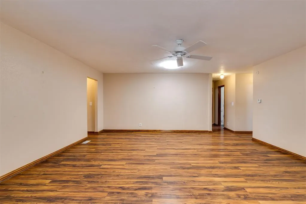 Photo 13 — 1701 Beverly Hills Street, Norman, OK 73072