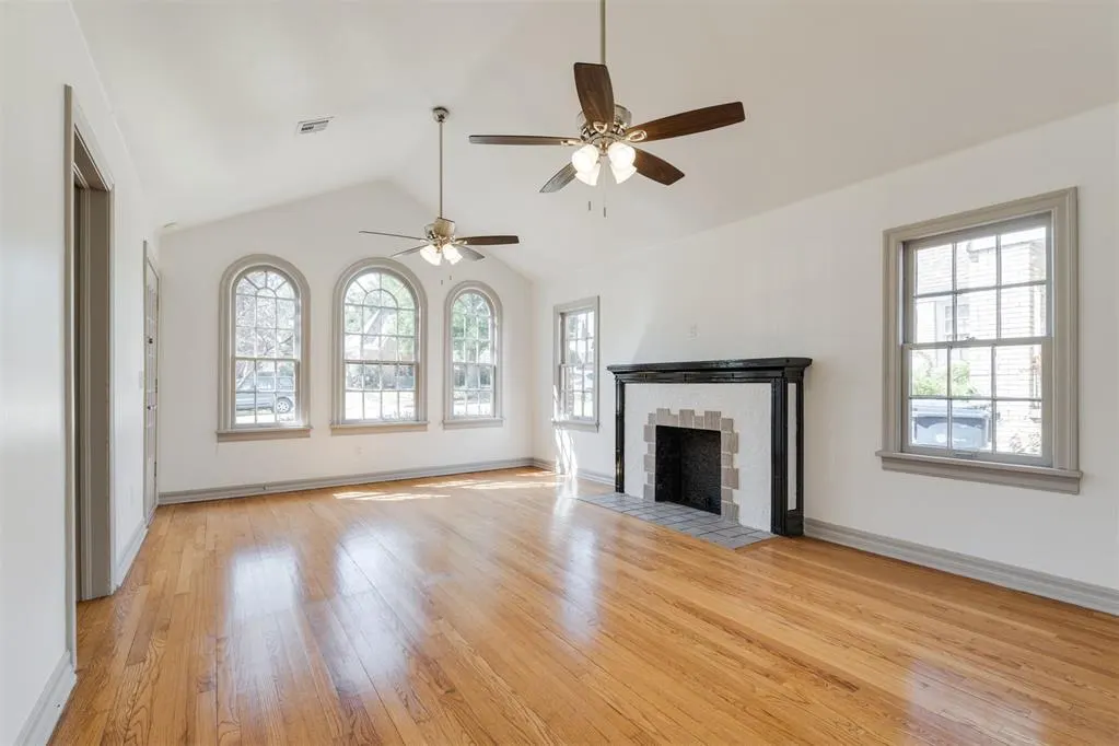 Photo 2 — 2133 NW 26th Street, Oklahoma City, OK 73107