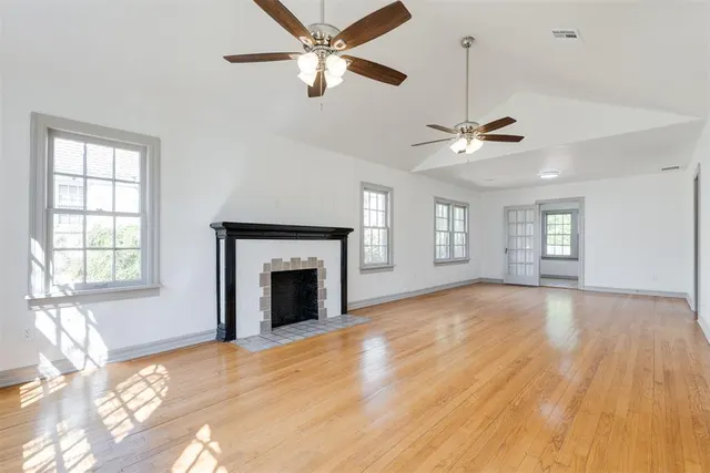 Photo 6 — 2133 NW 26th Street, Oklahoma City, OK 73107