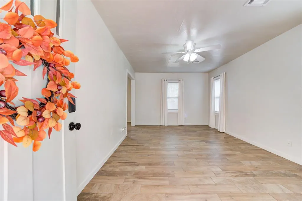 Photo 6 — 407 E 7th Street, Edmond, OK 73034
