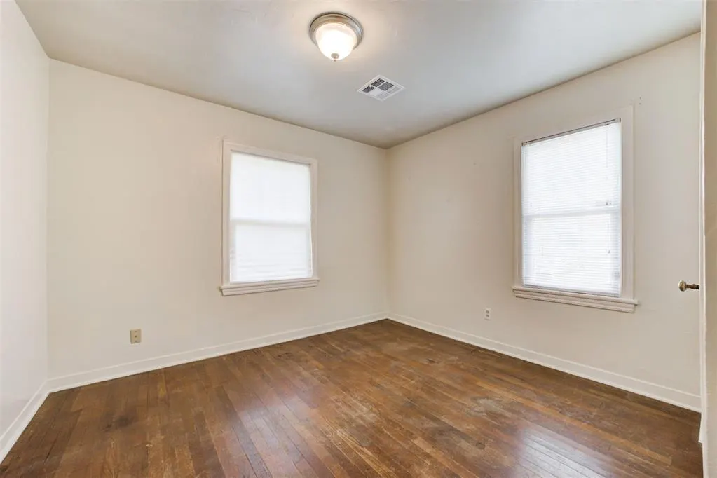 Photo 24 — 407 E 7th Street, Edmond, OK 73034