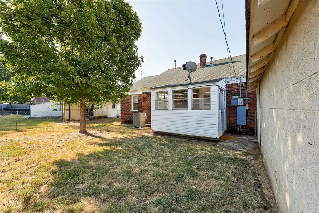 Photo 29 — 407 E 7th Street, Edmond, OK 73034