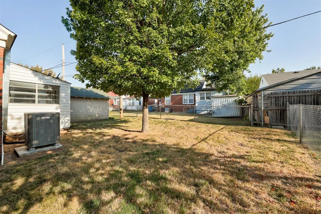 Photo 31 — 407 E 7th Street, Edmond, OK 73034