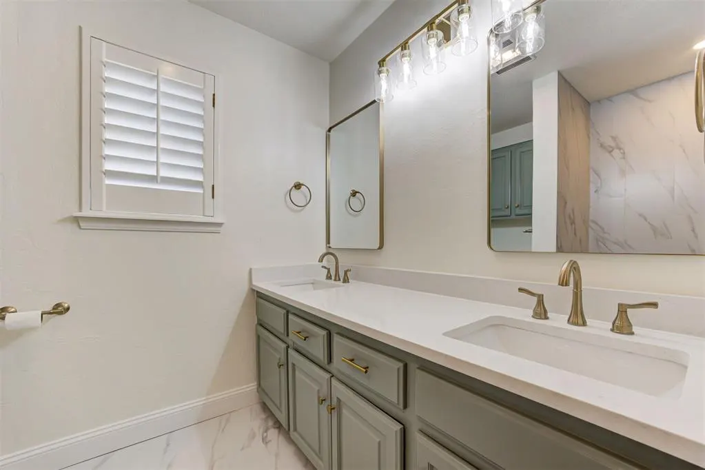 Photo 9 — 3809 Cedarbrook Drive, Norman, OK 73072