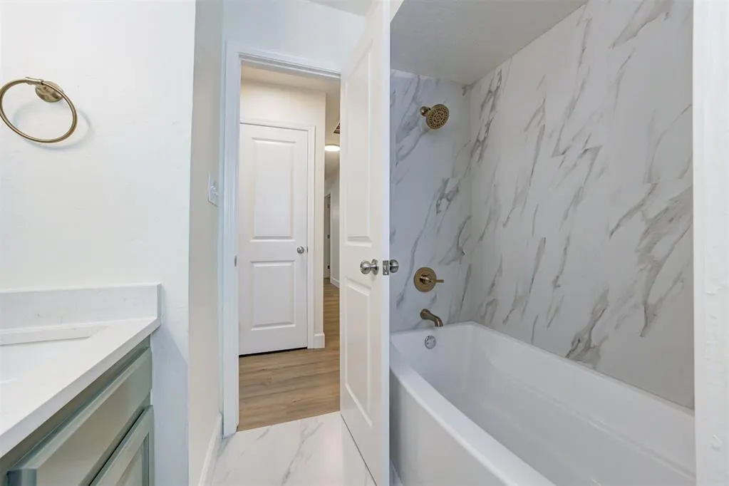 Photo 15 — 3809 Cedarbrook Drive, Norman, OK 73072
