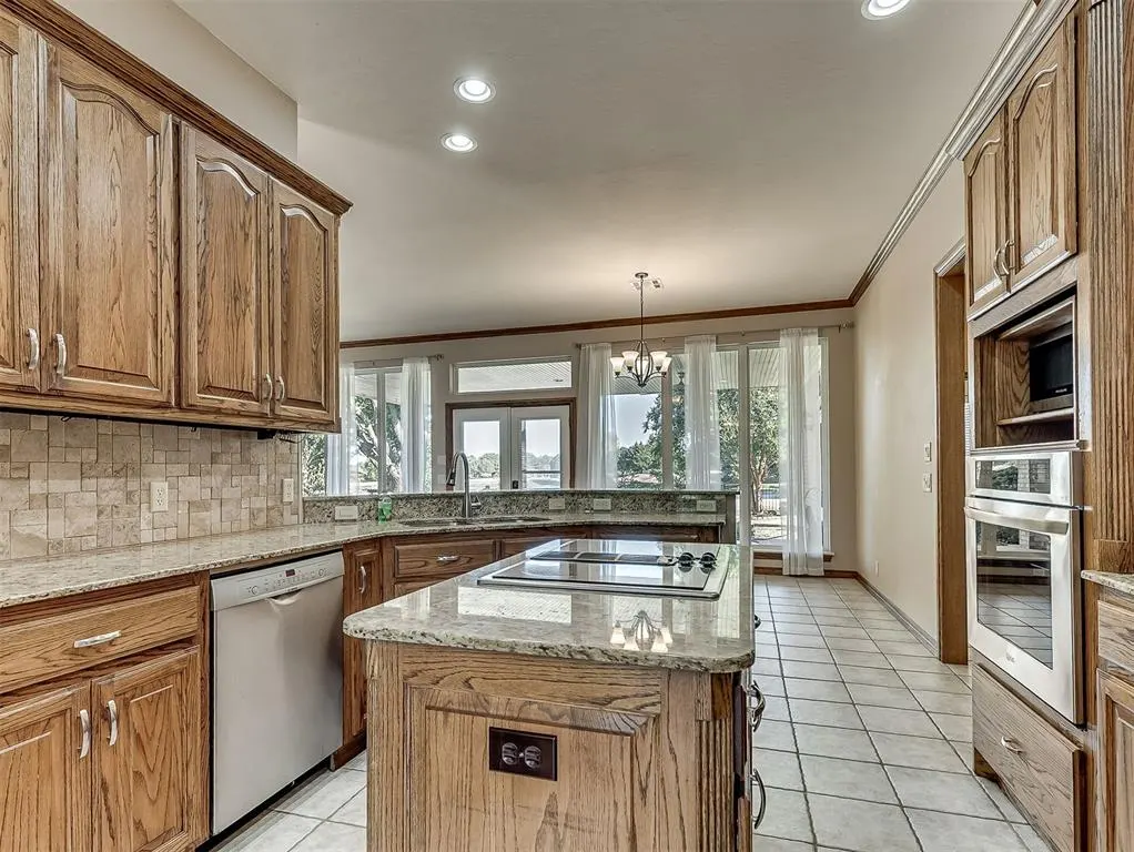 Photo 23 — 2921 Misty Ridge Drive, Norman, OK 73071