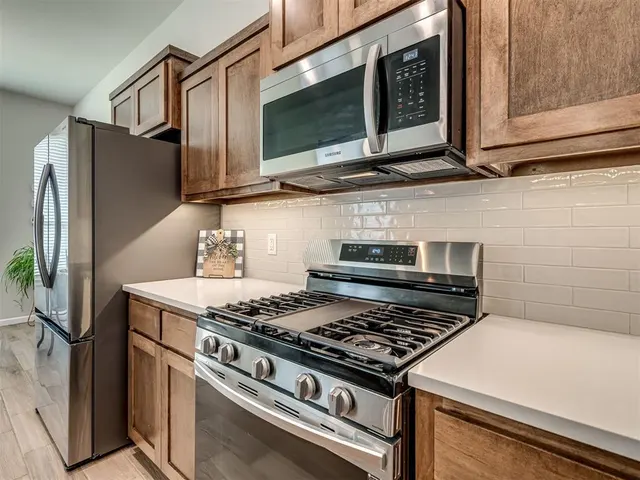 Photo 6 — 18204 Austin Court, Edmond, OK 73012