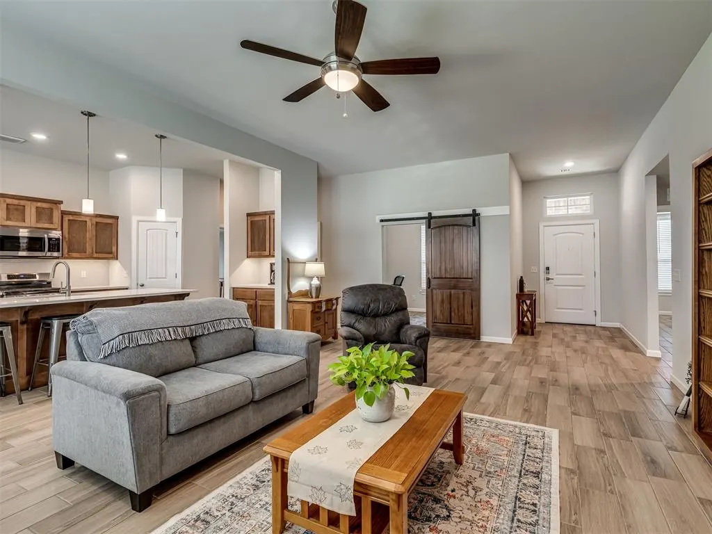 Photo 15 — 18204 Austin Court, Edmond, OK 73012