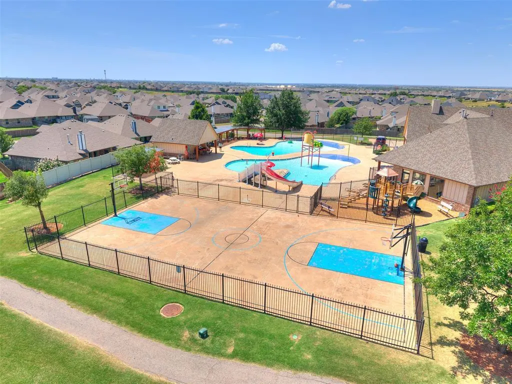 Photo 34 — 18204 Austin Court, Edmond, OK 73012