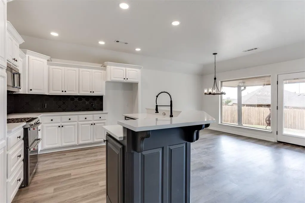 Photo 13 — 2505 Sutton Court, Shawnee, OK 74804