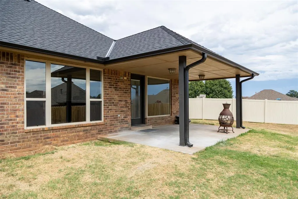 Photo 37 — 2505 Sutton Court, Shawnee, OK 74804