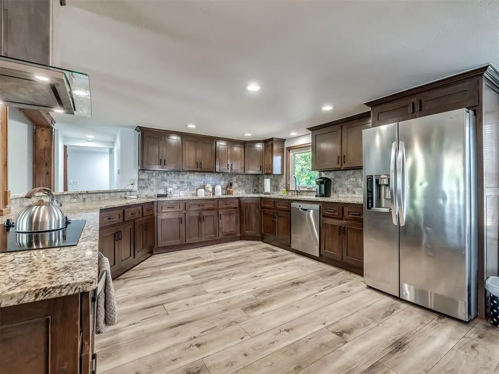 Photo 14 — 2625 SE 72nd Avenue, Norman, OK 73026