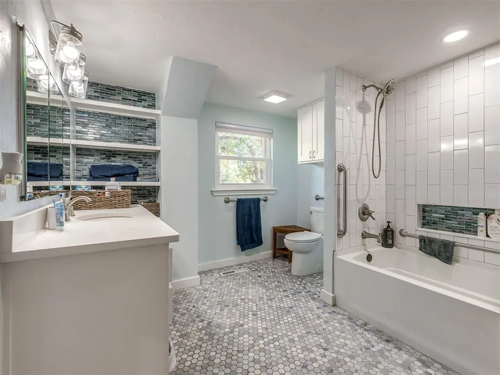 Photo 23 — 2625 SE 72nd Avenue, Norman, OK 73026