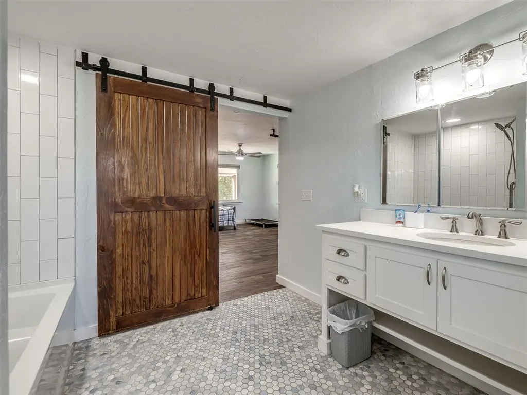 Photo 24 — 2625 SE 72nd Avenue, Norman, OK 73026