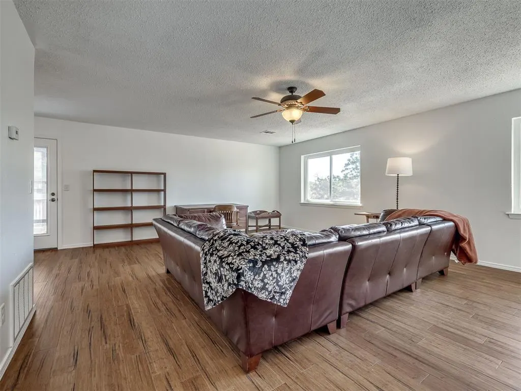 Photo 31 — 2625 SE 72nd Avenue, Norman, OK 73026