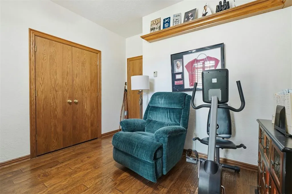 Photo 19 — 2309 N Sunset Drive, Clinton, OK 73601