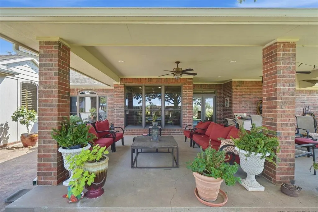 Photo 22 — 2309 N Sunset Drive, Clinton, OK 73601