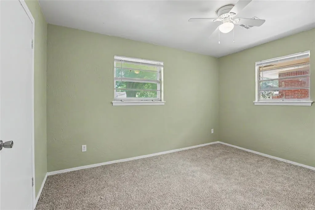 Photo 11 — 644 W Main Street, Moore, OK 73160