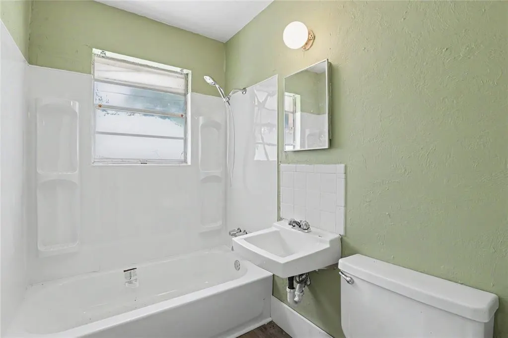 Photo 13 — 644 W Main Street, Moore, OK 73160