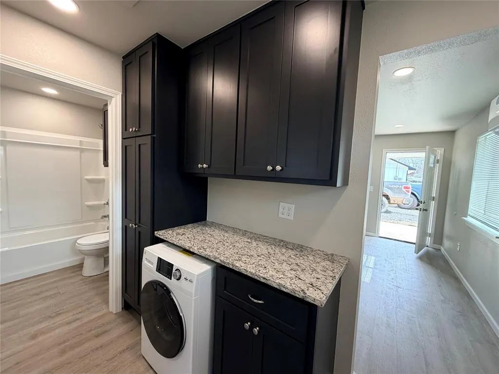 Photo 7 — 524 N Bryan Avenue, Stroud, OK 74079